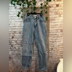 zara mom jeans